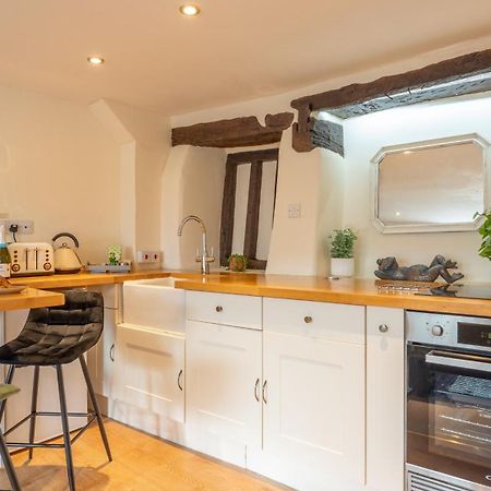 Wee Toad Hole Heart Of Kendal - Cottage Sleeps 4-6 - Dogs Welcome מראה חיצוני תמונה